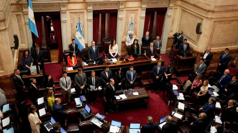 Los senadores pasarían a cobrar $9 millones: el lunes vence el congelamiento de las dietas