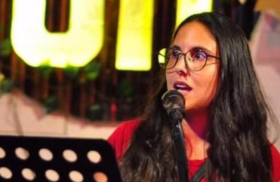 "La poesía es una vía para hablar de lo que nos sucede"