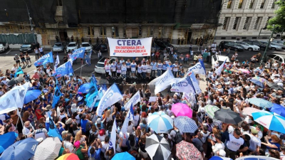 Docentes anuncian paro nacional contra el ajuste a la Educación y a los jubilados