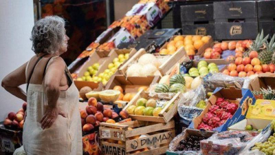 Los precios de los alimentos no desaceleraron y empujan la inflación
