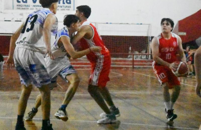 Acción sigue invicto y hubo triunfo de Sokol