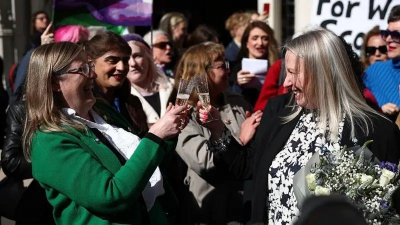 Reino Unido: la defición de mujer se basa en el sexo biológico