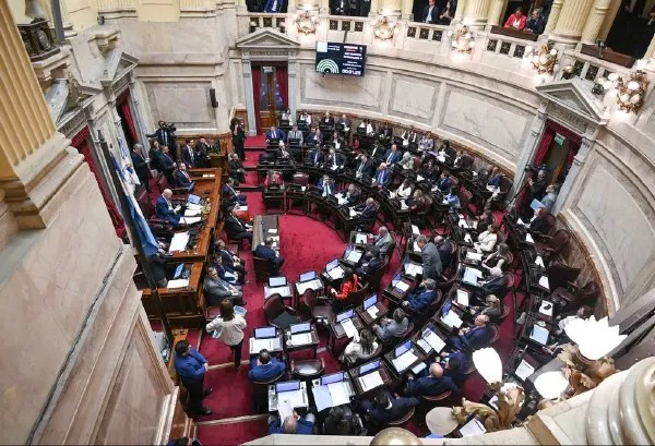 comis investigad diputados.jpg