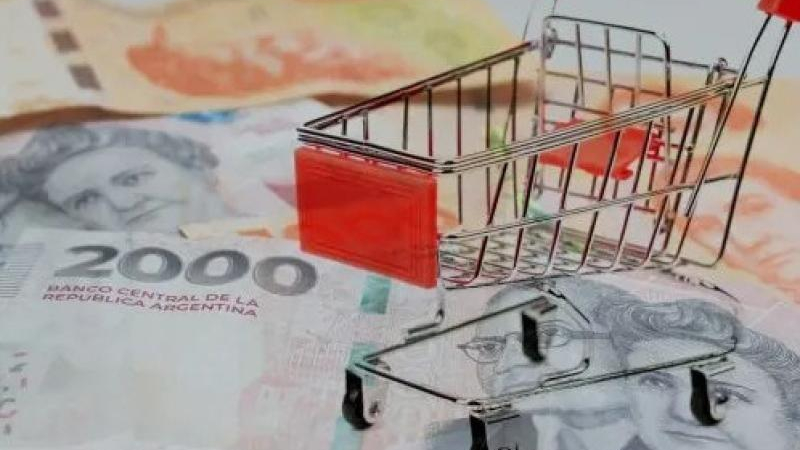 El salario mínimo es 14 % más bajo que durante los años 90