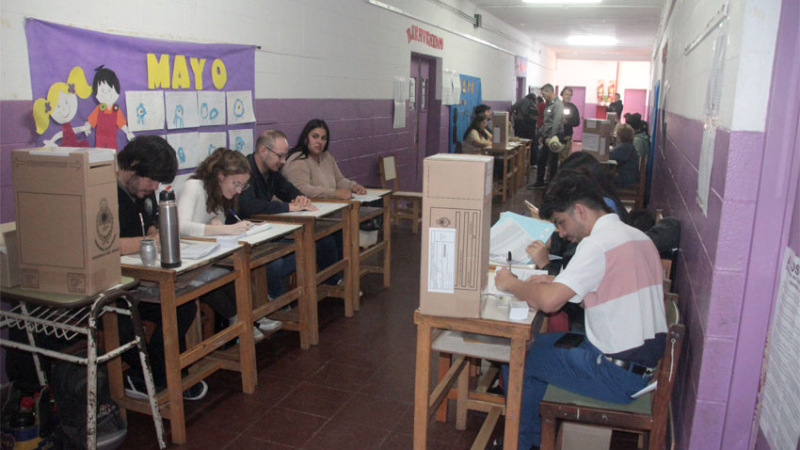 Se cerró la recepción de votos: la asistencia a las urnas podría ser la más baja desde 1983