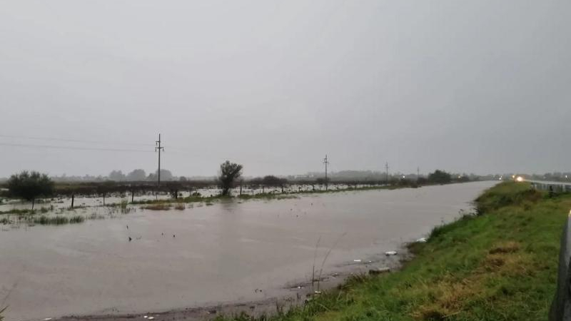 El norte santafesino en emergencia: numerosos pueblos aislados por la lluvia