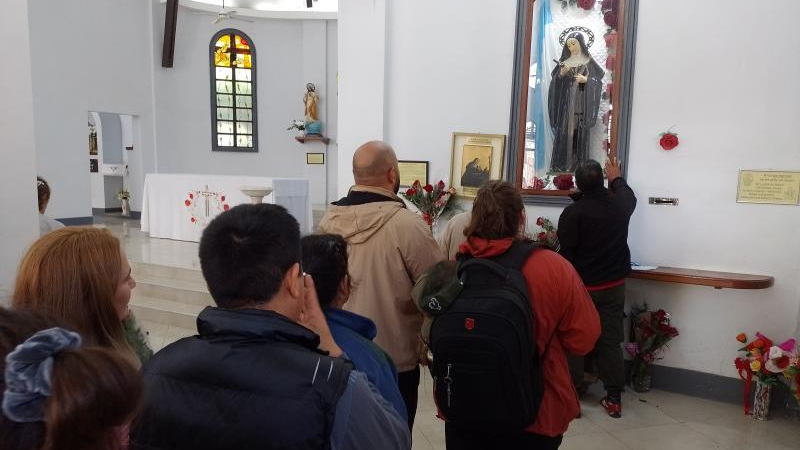 Una celebración que se comparte con pan y mate cocido