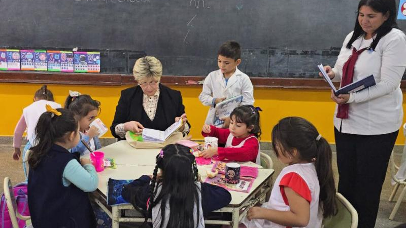 Más de 300.000 textos de "Aprendo leyendo" ya son utilizados en las aulas chaqueñas