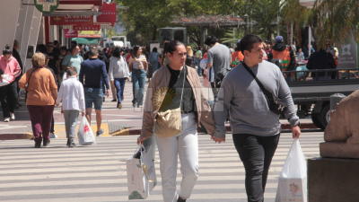 Las ventas minoristas siguen en baja, pero la mitad de los empresarios pyme es optimista