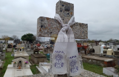 Misa en el cementerio de Resistencia por el Día del Padre