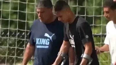 Dura lesión del Diablito Echeverri: tiene un esguince y será baja por un mes