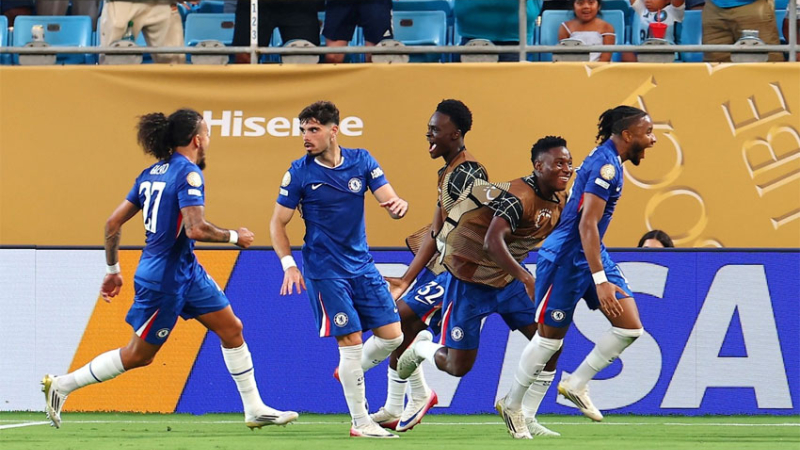 En un partidazo, Chelsea goleó a Benfica y pasó a cuartos