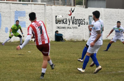 Regional y Policiales van por la clasificación en el Federativo