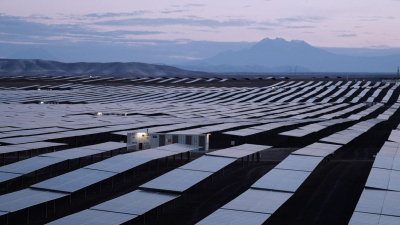 Viven junto a una de las plantas solares más grandes de América y no tienen luz eléctrica 