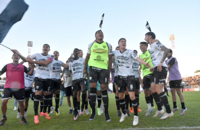 For Ever, con la mira en Almirante