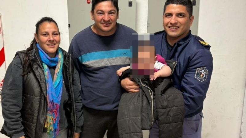 Héroe en Puerto Vilelas: un policía le salvó la vida a una bebé con RCP