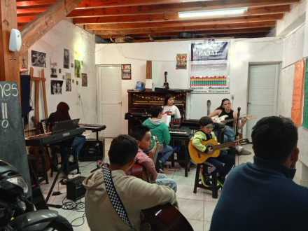 musicos001.jpg