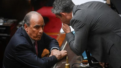 Para Francos es una maniobra política y afirmó que el gobierno está "tranquilo"
