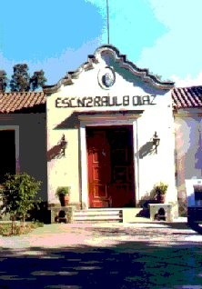 Escuela 2 Raul B. Diaz .jpg