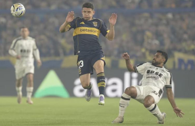 Boca desperdició la chance de subirse a la cima de su grupo