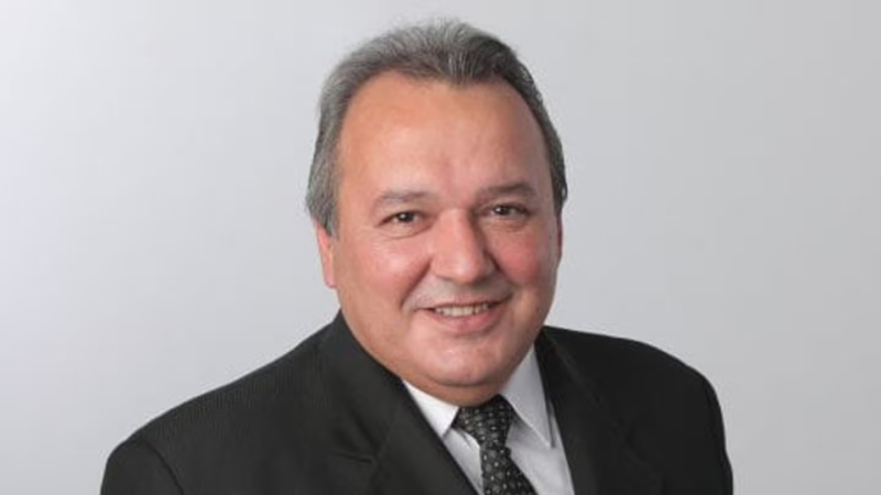 Quién era Hernán Damiani, el candidato a diputado que murió de un infarto en un programa de streaming