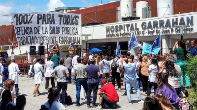 Trabajadores denuncian la rescisión de 70 contratos