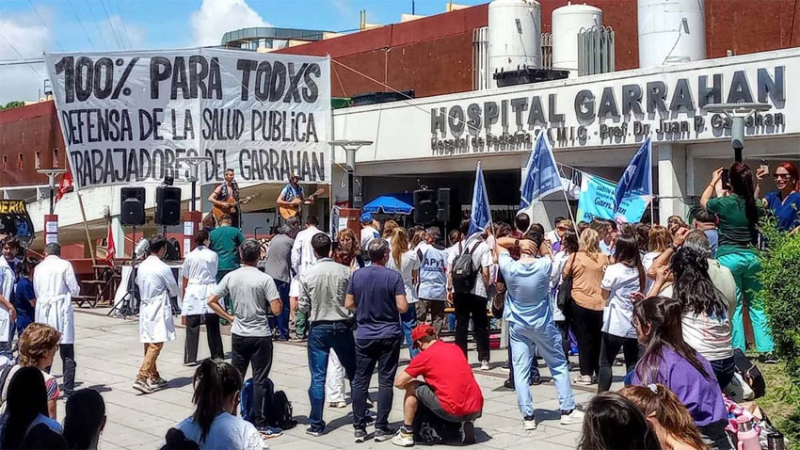 Trabajadores denuncian la rescisión de 70 contratos