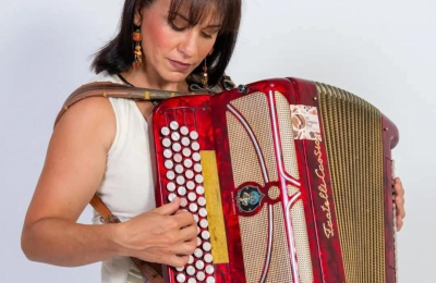 Noemí Maizares: "Si todos escuchamos lo mismo, la música no crece"