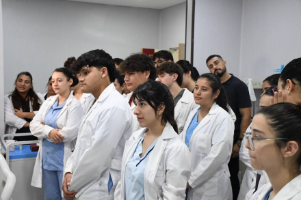 Estudiantes de Medicina de la UPLaB (2).jpeg