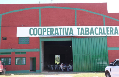 Schneider inauguró infraestructura clave para el sector tabacalero