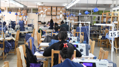 FONTEX ultima detalles de la entrega de guardapolvos para el ciclo lectivo 2026
