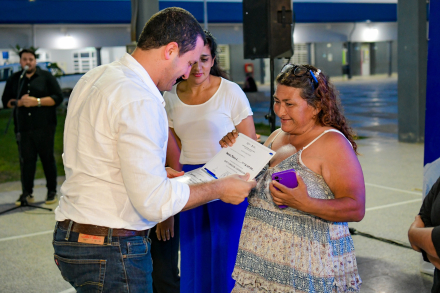 entrega certificados_las lomitas (6).jpg
