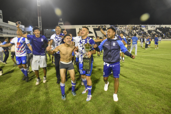 Comercio Campeón Primera División B - 2025 de la Liga Chaqueña de Fútbol.