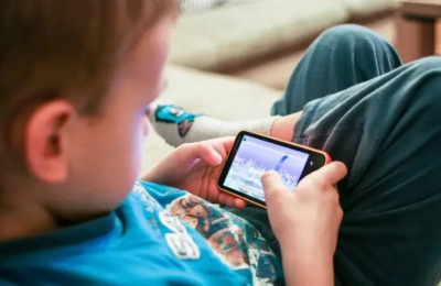 Grooming: cómo operan los abusadores en redes y plataformas digitales