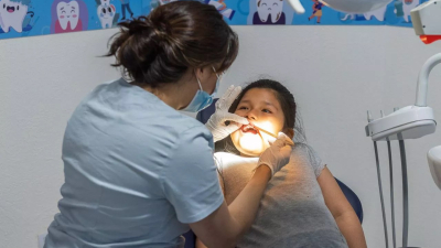 Continúa la entrega de certificados de buena salud y bucodental