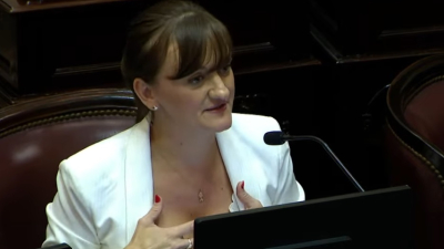 "El trabajo no espera y la Argentina no puede seguir prisionera del pasado"