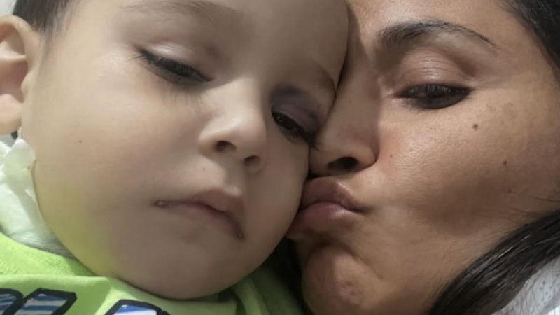 Felipe pelea con esperanza en el Garrahan: "Es día a día, pero está fuerte"