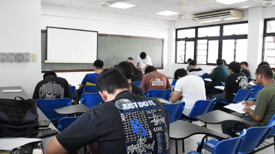 Cerca de 200 aspirantes rindieron exámenes de ingreso