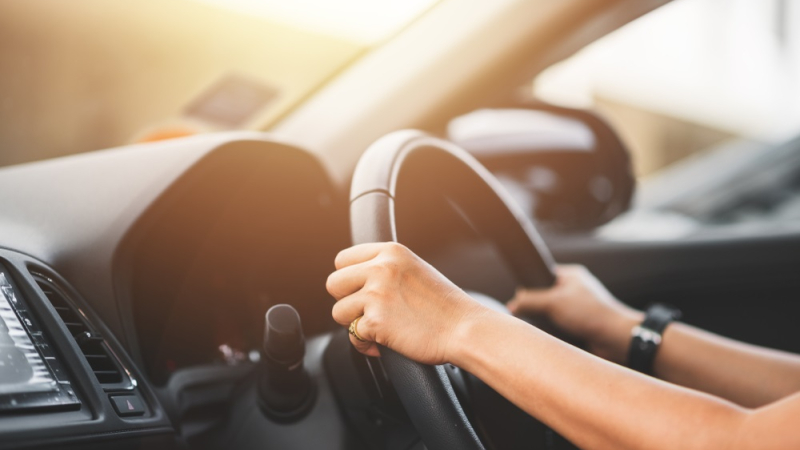 Cuáles son las siete marcas de autos que deben reemplazar un elemento de seguridad
