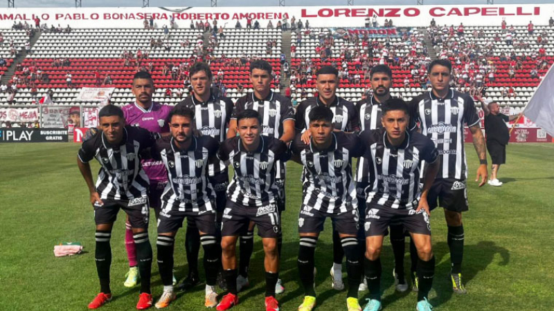 For Ever quiere dar el golpe ante Defensa