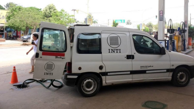 La empresa privada que verificará surtidores planea subir aranceles a estaciones de servicio