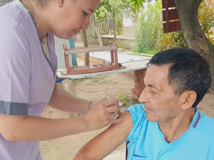 Vacunación residencias adultos mayores en el interior (7).jpeg