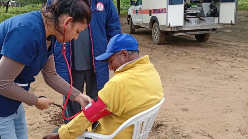 Atención primaria de la salud en colonias cercanas
