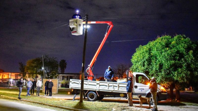 Secheep ejecutó mejoras del alumbrado público en Fontana