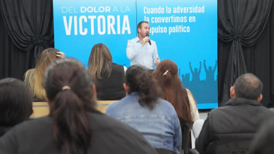 Del dolor a la victoria: 50 localidades, un libro y una construcción política
