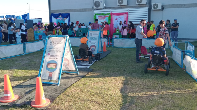 Un centro comunitario ofrece más de 50 actividades para la comunidad