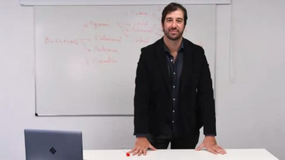 La otra cara de las redes: jornada en la UNNE sobre acoso digital y protección de menores
