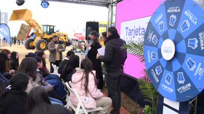 Jóvenes recibieron información financiera en Agronea