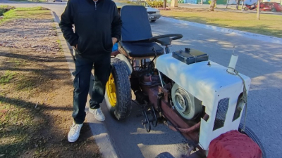 El único minitractor para tareas rurales de la provincia ruge en Sáenz Peña