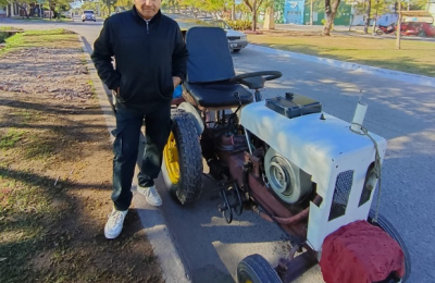 El único minitractor para tareas rurales de la provincia ruge en Sáenz Peña